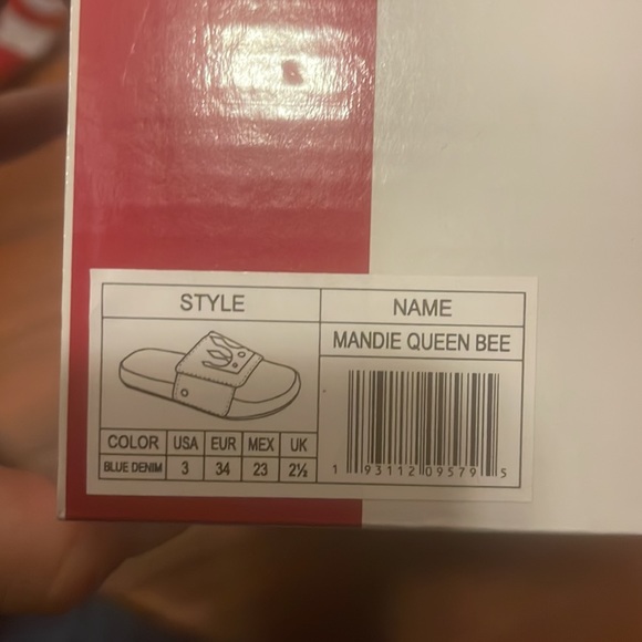 Brand New Circus by Sam Edelman Queen B Slides- neutral denim color, never worn - Picture 3 of 3